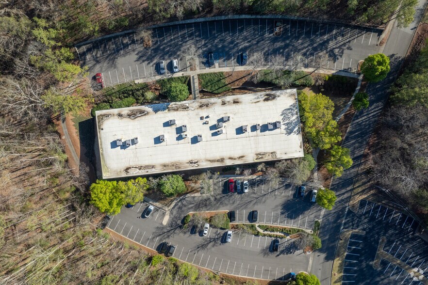 More Photos Of 100 Centerview Dr, Birmingham Office For Lease