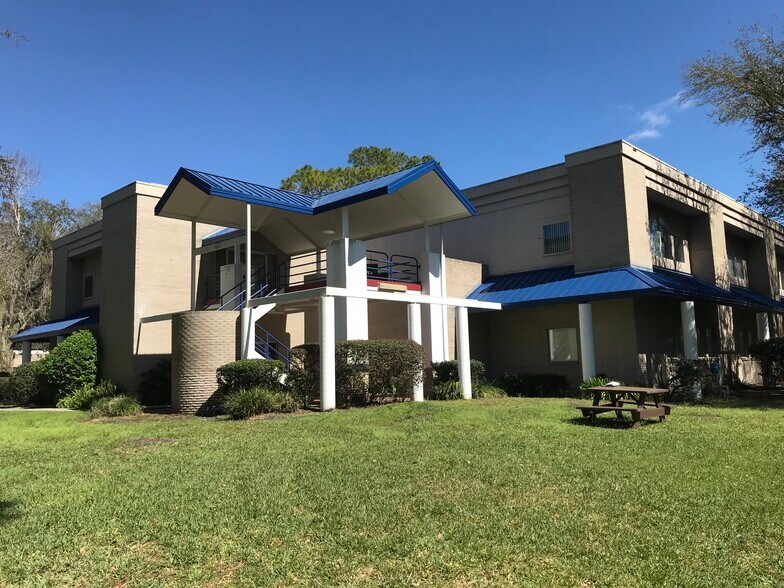 More Photos Of 4237 Salisbury Rd, Jacksonville Unknown For Lease