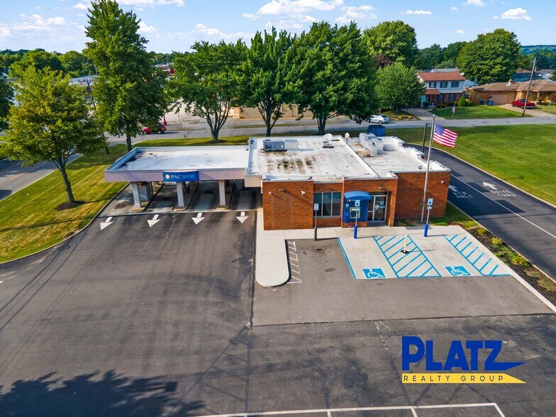 More Photos Of 1000 Youngstown Poland Rd, Struthers Bank For Sale