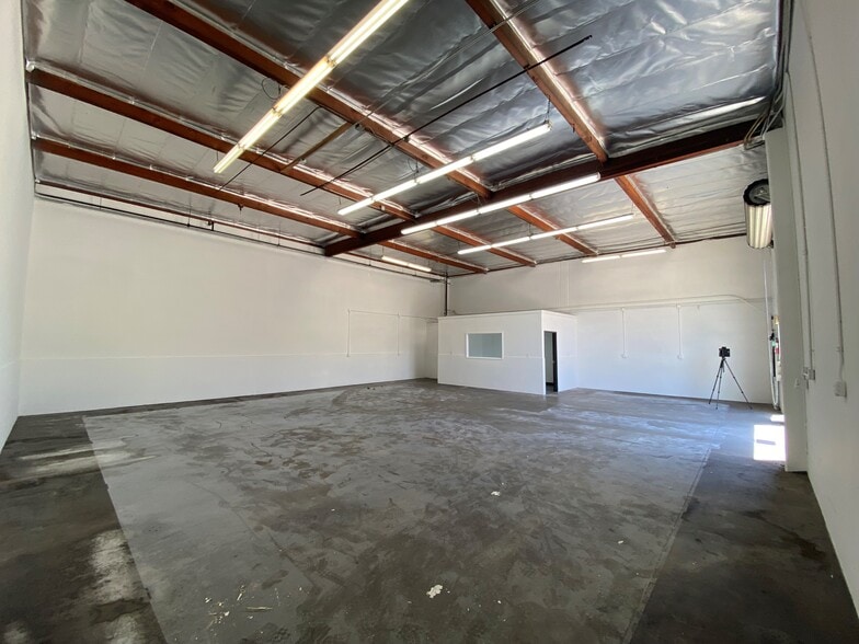 More Photos Of 701-833 W Anaheim St, Long Beach Unknown For Lease