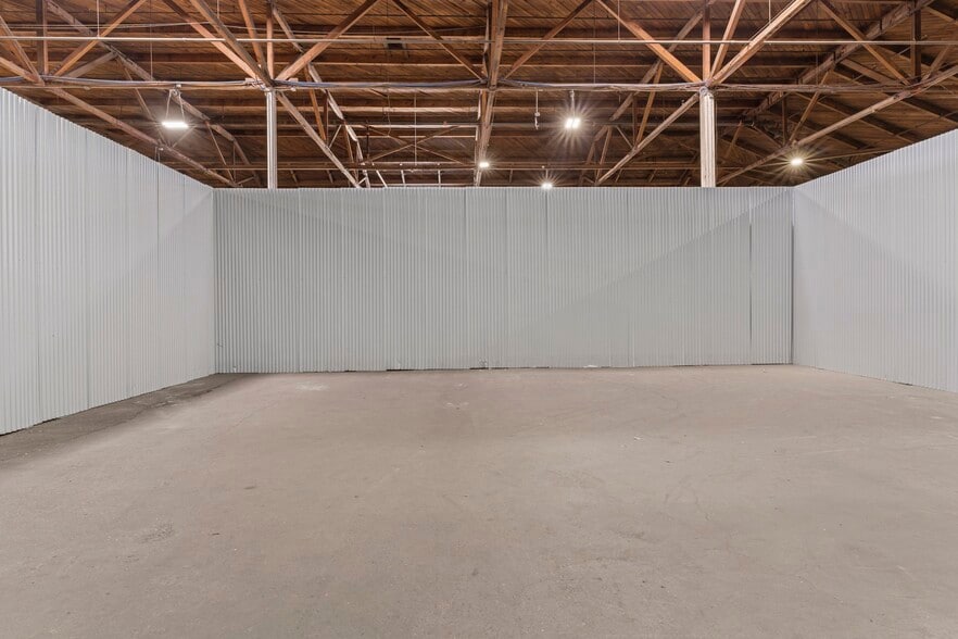More Photos Of 205 E Alma Ave, San Jose Warehouse For Lease