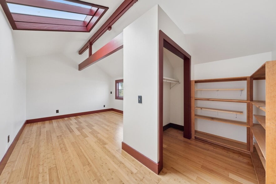 More Photos Of 253 S 25th St, Richmond Flex For Sale