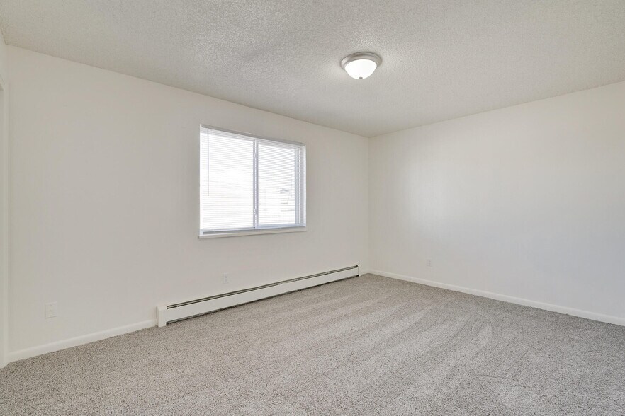 More Photos Of 2435-2459 W 11th St, Greeley Apartments For Sale