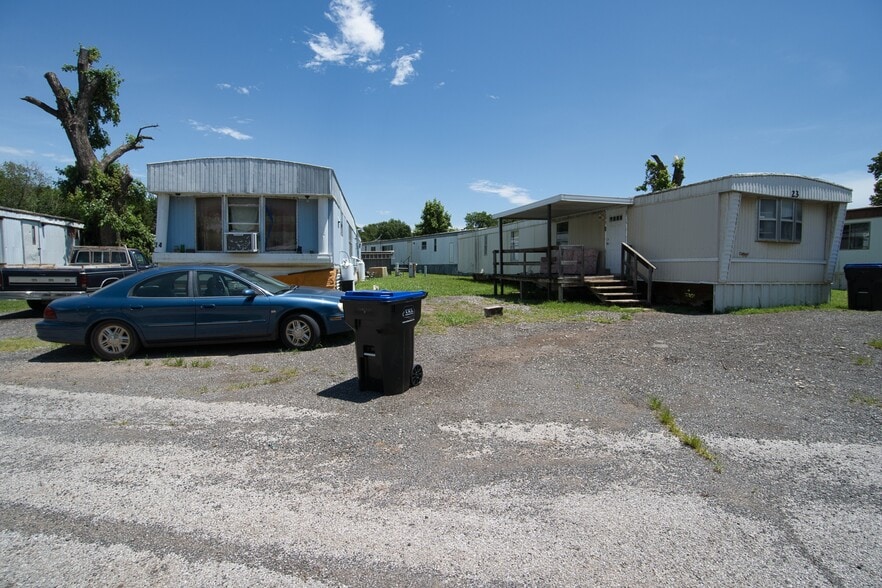 More Photos Of 400 S Front St, Noble Manufactured Housing Mobile Home Park For Sale