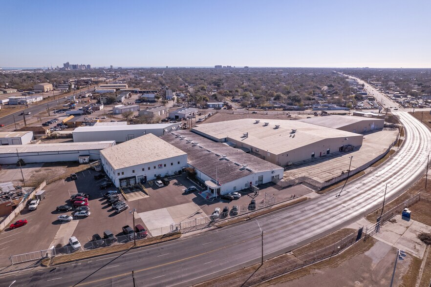 More Photos Of 4242 Baldwin Blvd, Corpus Christi Manufacturing For Sale