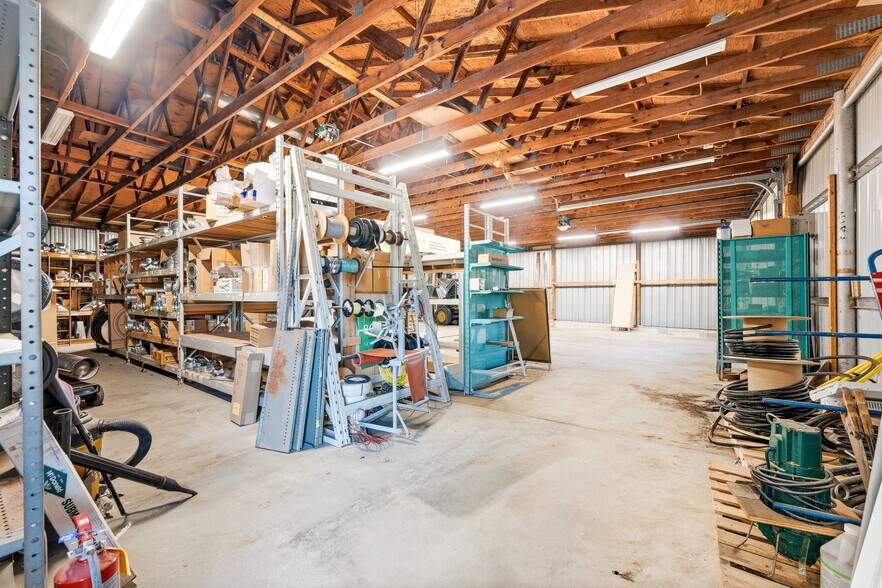 More Photos Of 534 Virginia Ave, Fairmont Freestanding For Sale