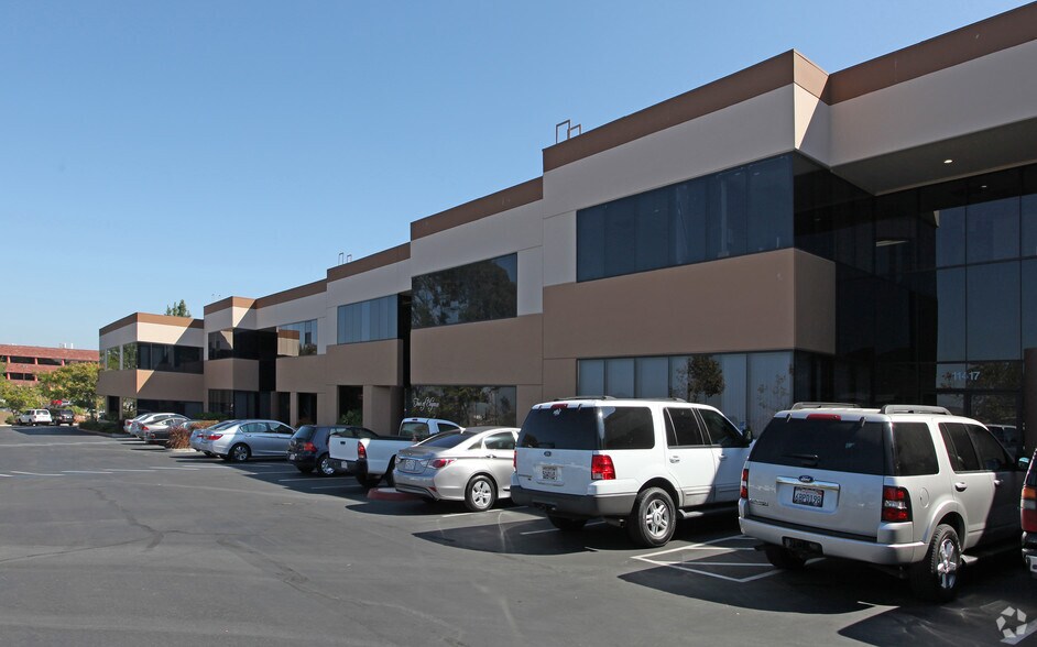 More Photos Of 11415 W Bernardo Ct, San Diego Research And Development For Lease
