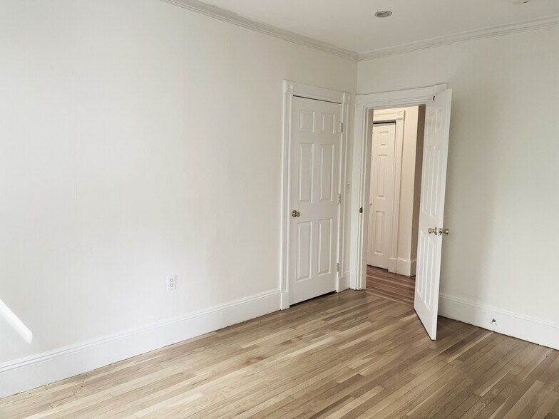 More Photos Of 8 White Ave, Chestnut Hill Multifamily For Sale