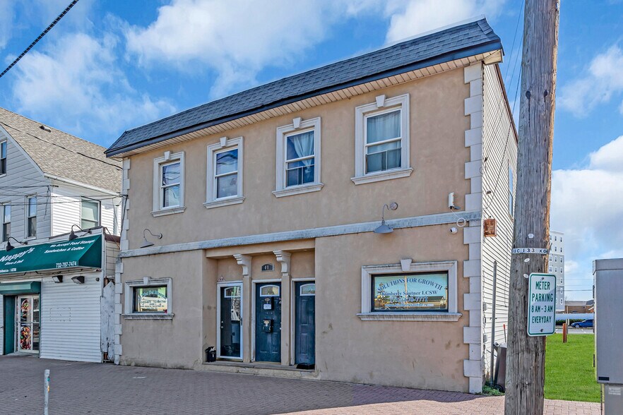 Primary Photo Of 40 Carr Ave, Keansburg Office Residential For Lease