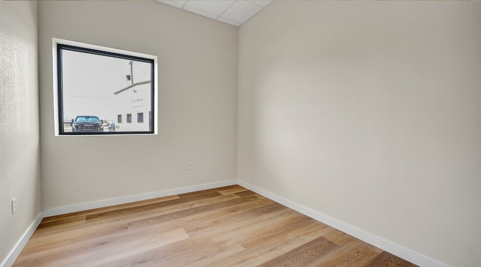 More Photos Of 2811 S County Road 1257, Midland Warehouse For Sale