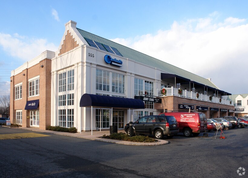 More Photos Of 555 Passaic Ave, West Caldwell Storefront Retail Office For Lease