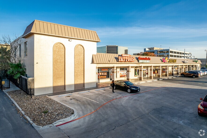 More Photos Of 7210-7224 Blanco Rd, San Antonio Unknown For Lease