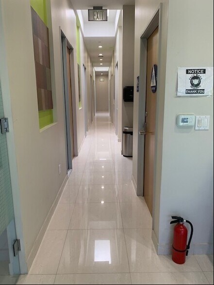 More Photos Of 1260 N Hancock St, Anaheim Flex For Sale
