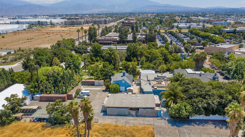 More Photos Of 2064 Orange Tree Ln, Redlands Lodge Meeting Hall For Sale