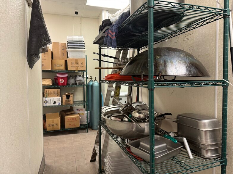 More Photos Of 2237 E Riverside Dr, Austin Restaurant For Lease