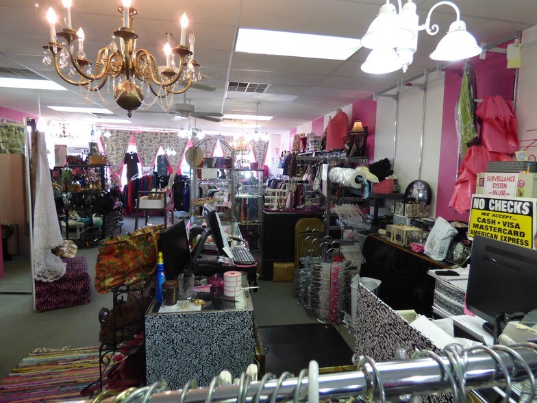 More Photos Of 3500-3508 Hampton Ave, Saint Louis General Retail For Lease