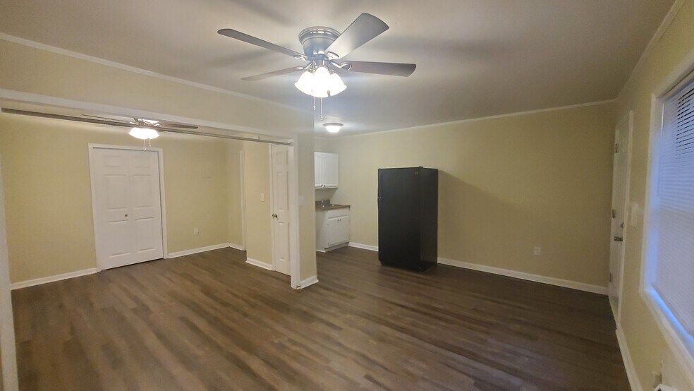 More Photos Of 120 2nd St, Winder Apartments For Sale