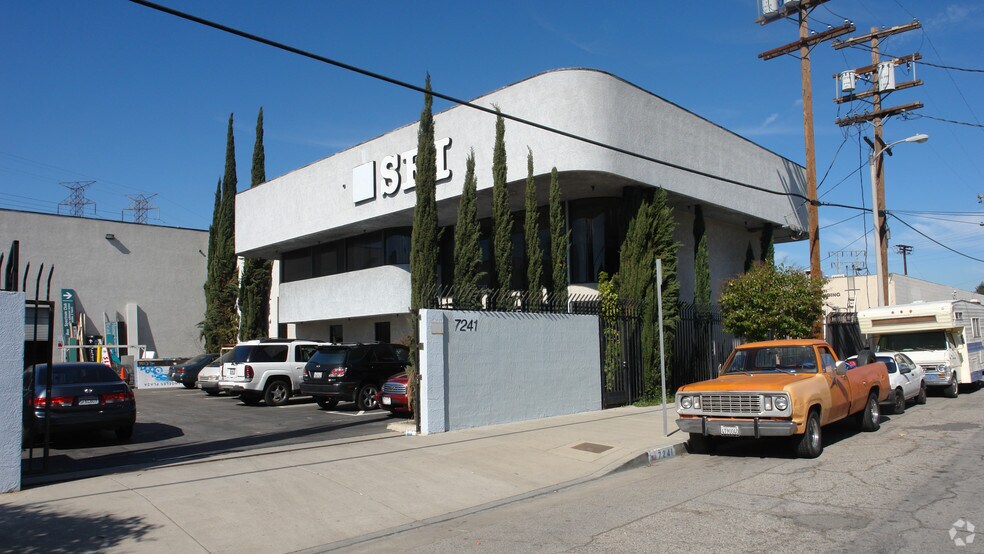 Primary Photo Of 7241 Hinds Ave, North Hollywood Warehouse For Sale