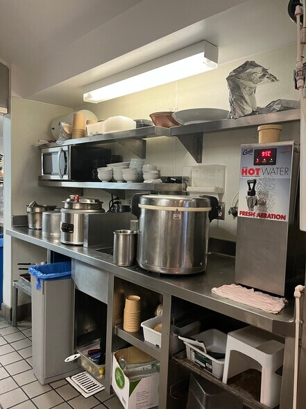 More Photos Of 858 S Coast Hwy, Laguna Beach Restaurant For Lease