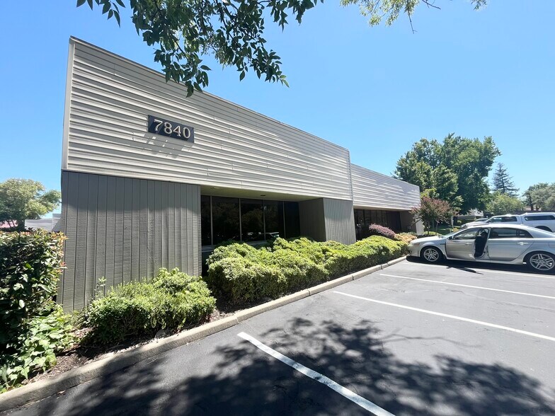 More Photos Of 7840 Madison Ave, Fair Oaks Office For Sale