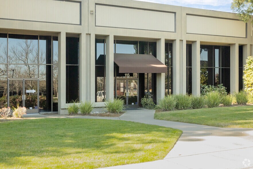 More Photos Of 11415 Folsom Blvd, Rancho Cordova Manufacturing For Lease