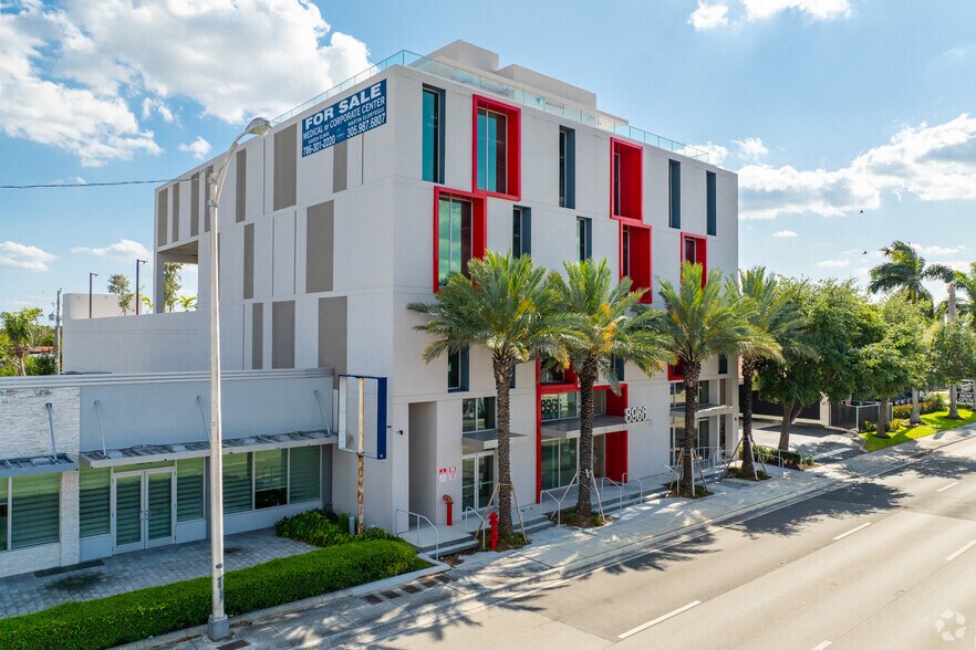 Primary Photo Of 8966 SW 40th St, Miami Medical For Sale