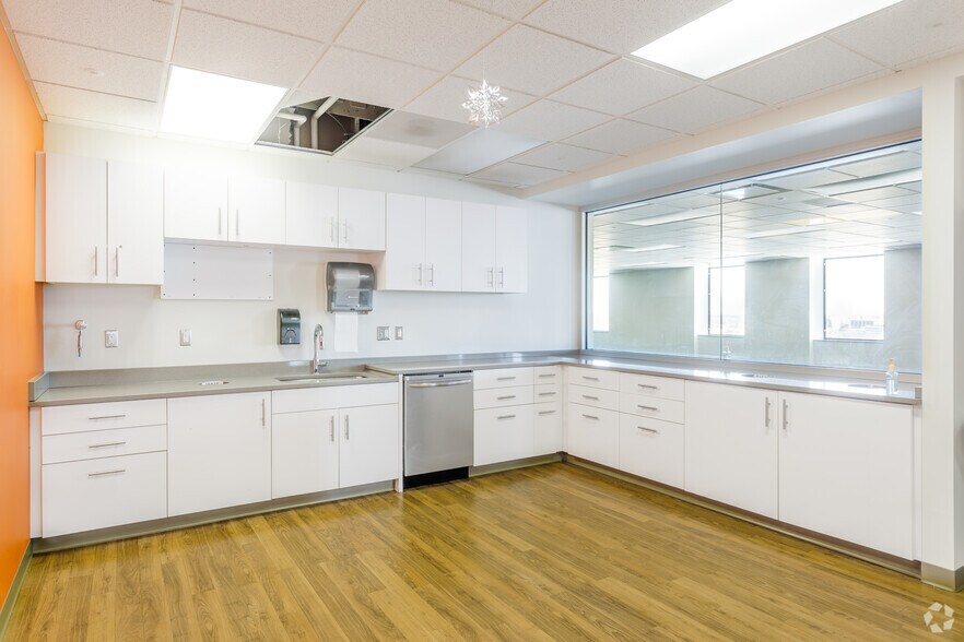 Photo of 10th Floor Ste 1010