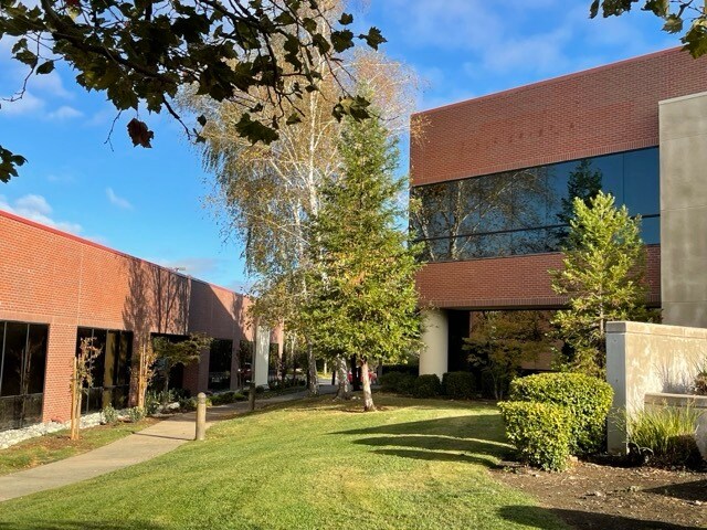 More Photos Of 2330 E Bidwell St, Folsom Medical For Lease