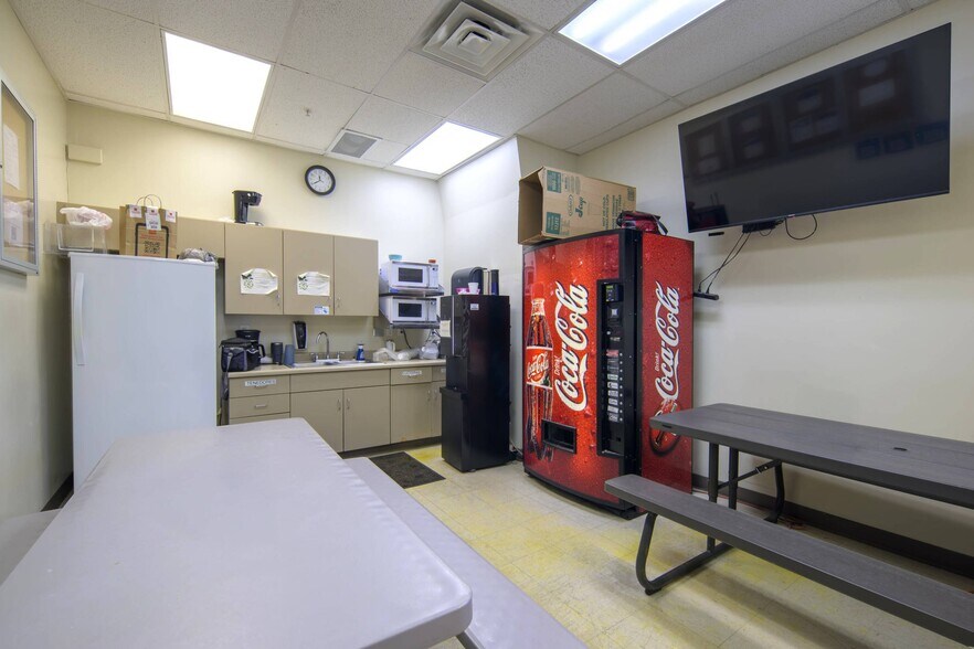 More Photos Of 855 McCormick Way, Layton Industrial For Sale