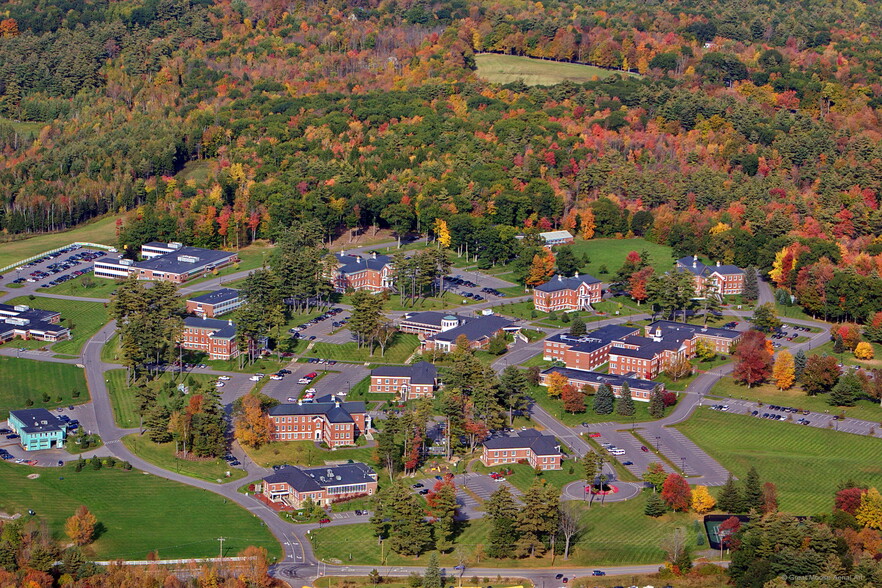 Primary Photo Of 83 Pineland Dr, New Gloucester Office For Lease