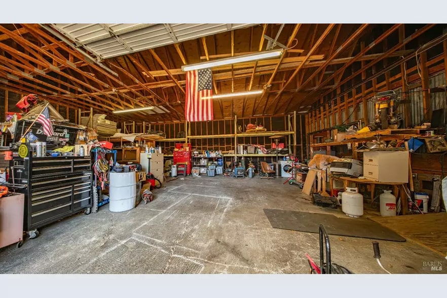 More Photos Of 16345 Main St, Lower Lake Warehouse For Sale