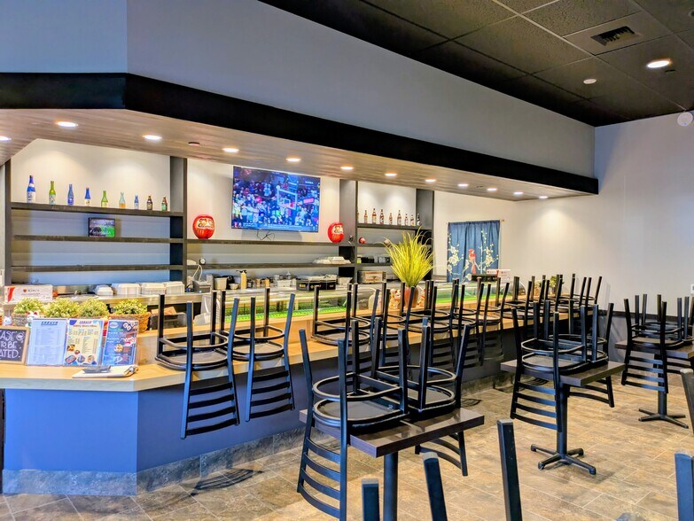 Primary Photo Of 305-393 W Los Angeles Ave, Moorpark Freestanding For Lease