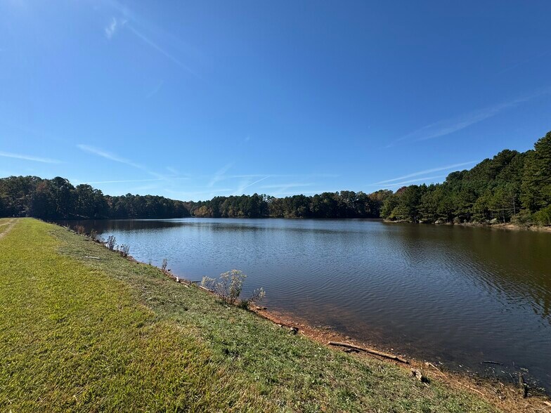 More Photos Of 13828 Lake Bluff Dr, Matthews Land For Sale