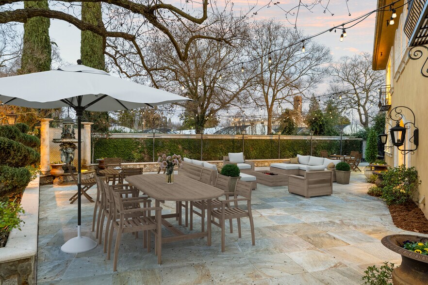 More Photos Of 1210 Arden Hills Ln, Sacramento Specialty For Sale
