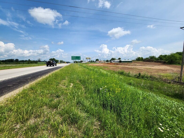 Primary Photo Of 1558 Highway 215, Brighton Fast Food For Lease