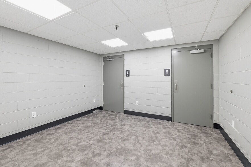 More Photos Of 424 E Oshkosh St, Ripon Manufacturing For Sale