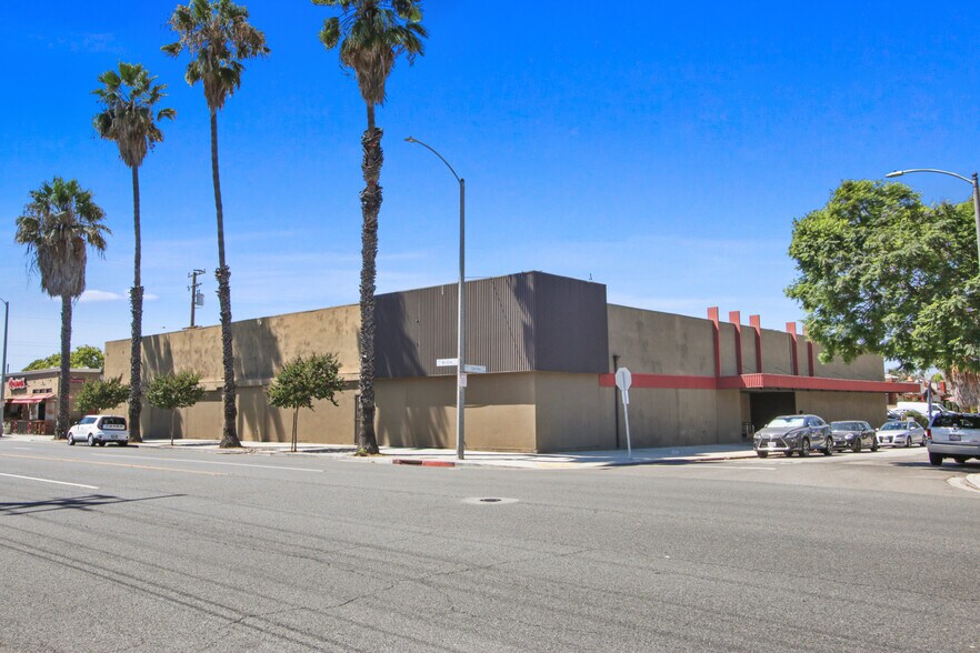 More Photos Of 1131 E Wardlow Rd, Long Beach Freestanding For Sale