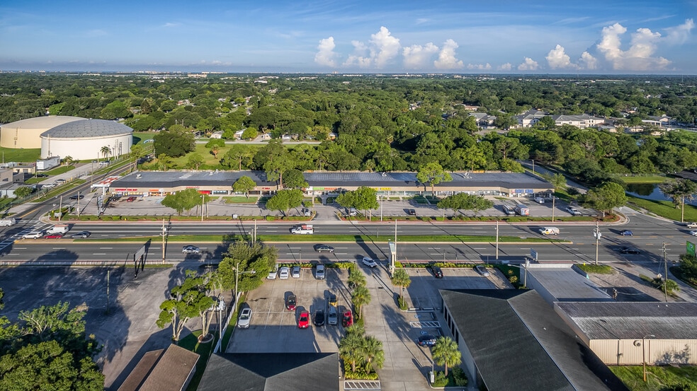 More Photos Of 6200-6384 66th St N, Pinellas Park General Retail For Sale