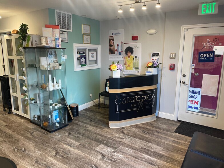 More Photos Of 1017 University Blvd E, Silver Spring Office For Sale