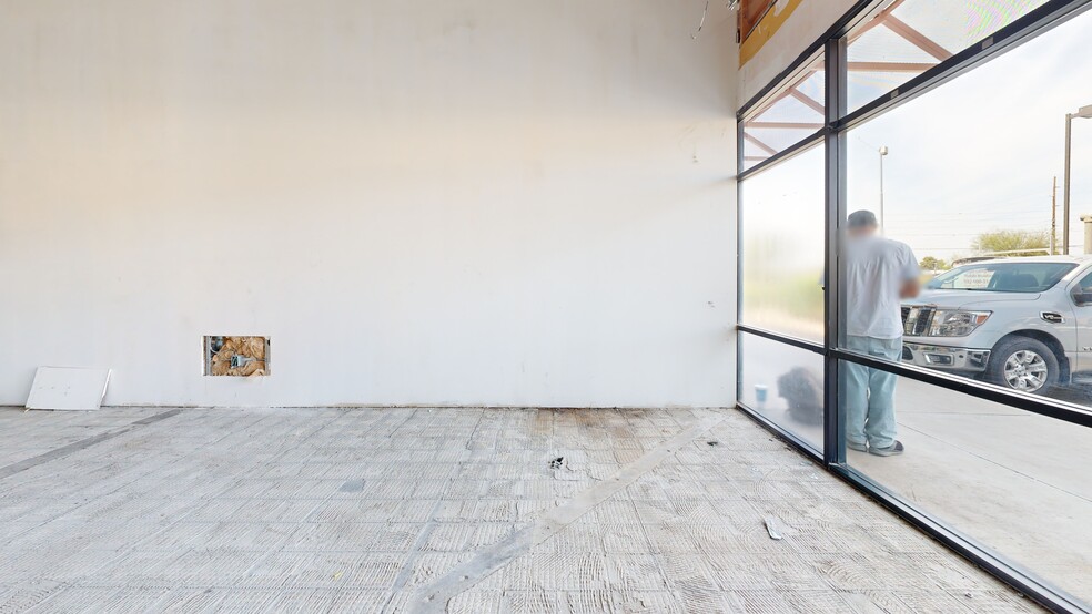 Primary Photo Of 1825-1855 W Greenway Rd, Phoenix Freestanding For Lease