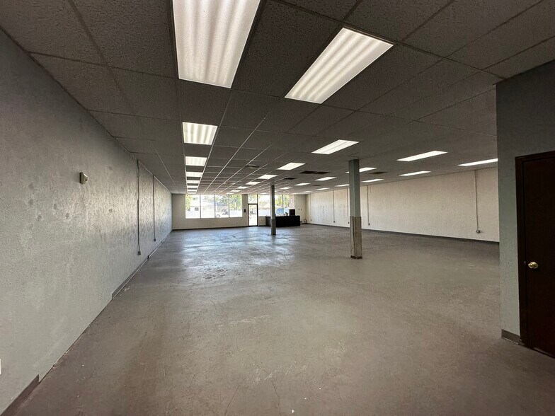 More Photos Of 2851 North Ave, Grand Junction Storefront Retail Office For Lease
