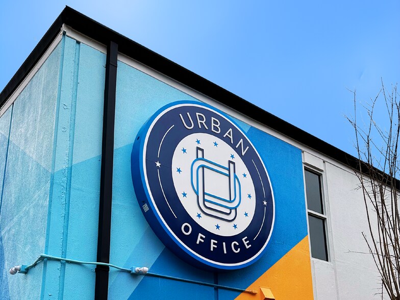 More Photos Of 1209 S Saint Marys St, San Antonio Coworking Space