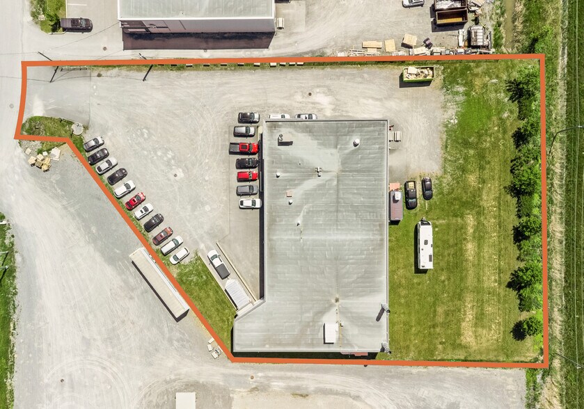 More Photos Of 8600 Av Émilien-Letarte, Saint-Hyacinthe Warehouse For Sale
