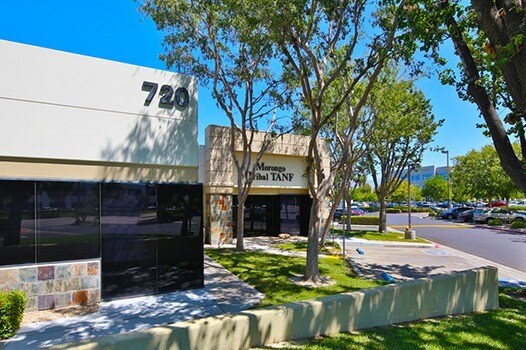 More Photos Of 720 E Carnegie Dr, San Bernardino Light Distribution For Lease