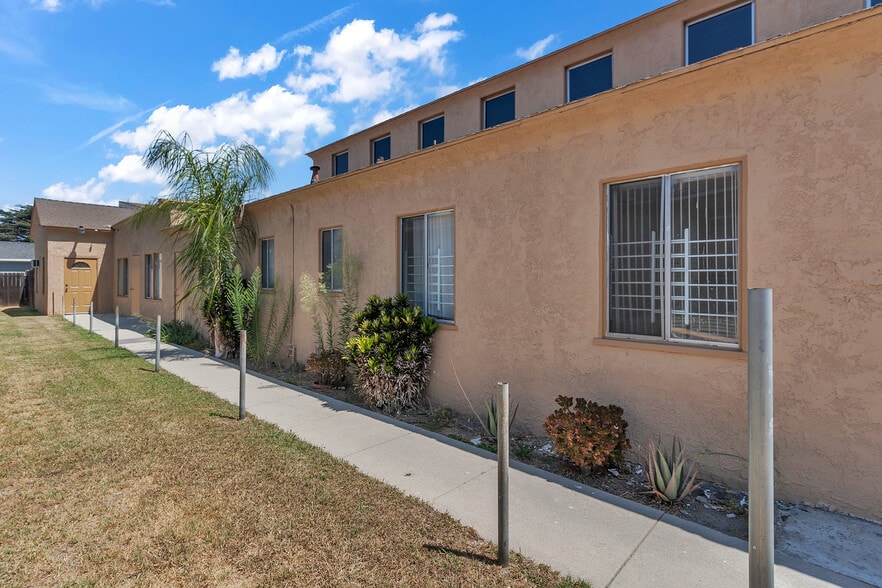 More Photos Of 9707 Flower St, Bellflower Religious Facility For Lease