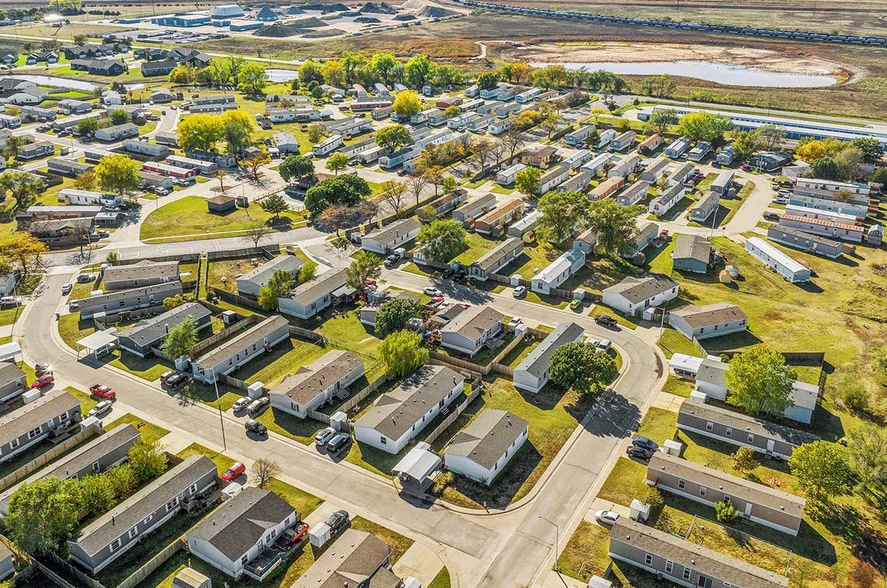 More Photos Of , Wichita Multifamily For Sale