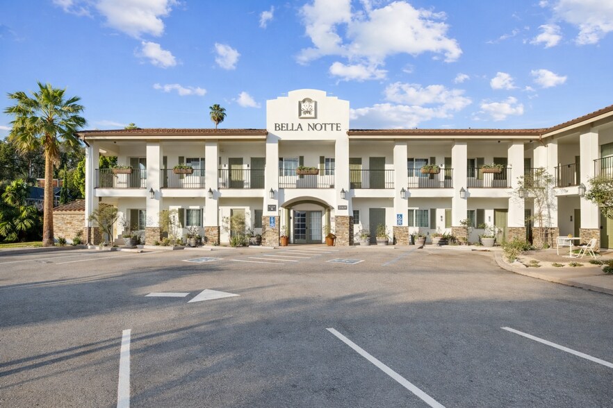 Primary Photo Of 21305 E Cliff Dr, Santa Cruz Hotel For Sale