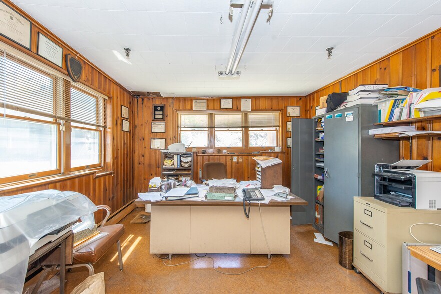 More Photos Of 158 Central Ave, Rochelle Park Industrial For Sale