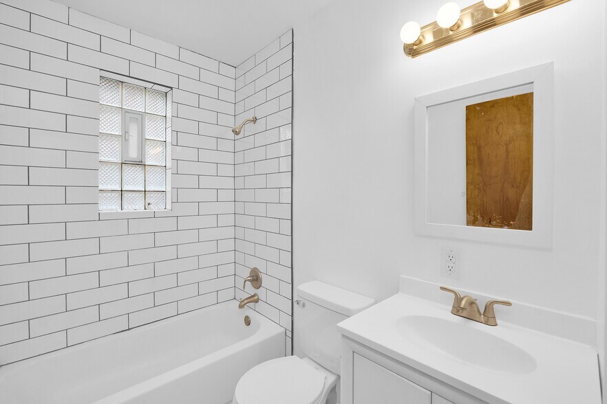 More Photos Of 5429 Lester Rd, Cincinnati Apartments For Sale