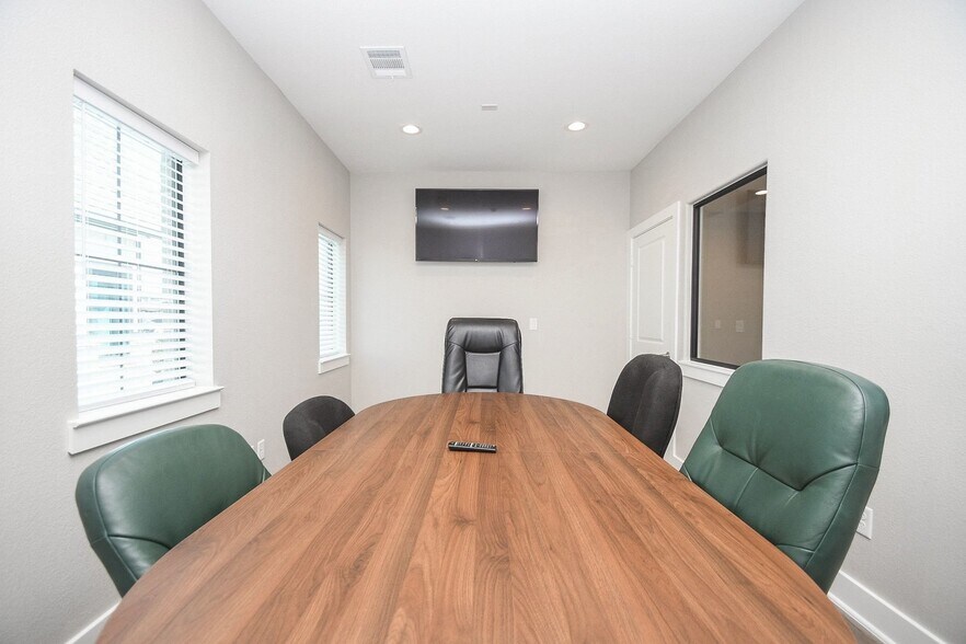 More Photos Of 23219 Red River Dr, Katy Medical For Sale